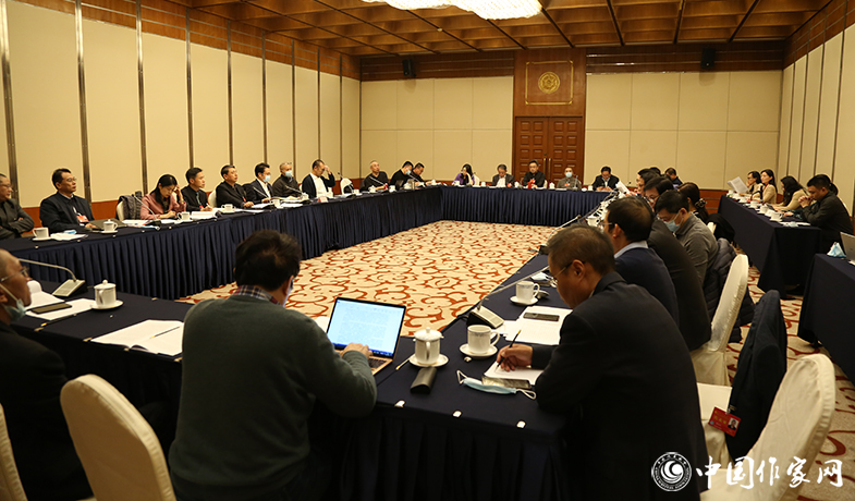 ���մ����������ź�ɭ������������