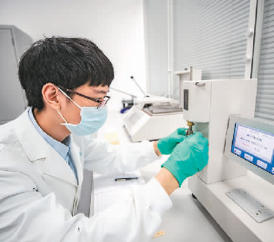  ��������Ͽ����Ƽ����������ڣ�������ҽ�������ø��֡����ơ��豸�������������о�׼���ƣ�����������µĻ�����   ͼΪ2022�꣬������ҽ�����������۶��Ƕ�ֽ�ŵ����۶Ƚ��в��ԡ�   �»������ �� ΰ��