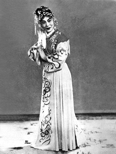 �������ڡ�����ǡ����졷�а��ݺ��� ����ͼƬ