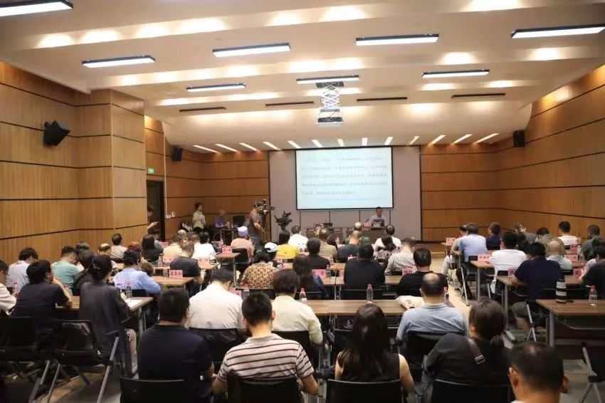 �������ڿ��Ӳ����������