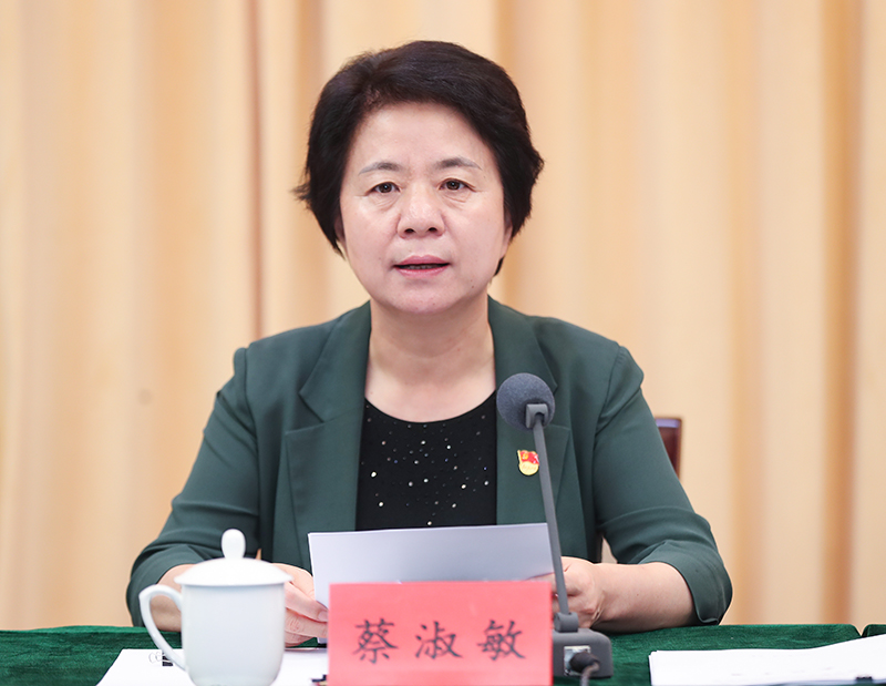 ����͹��һ��ع�ί����ǲ�������ϯ��Ļ�Ტ����