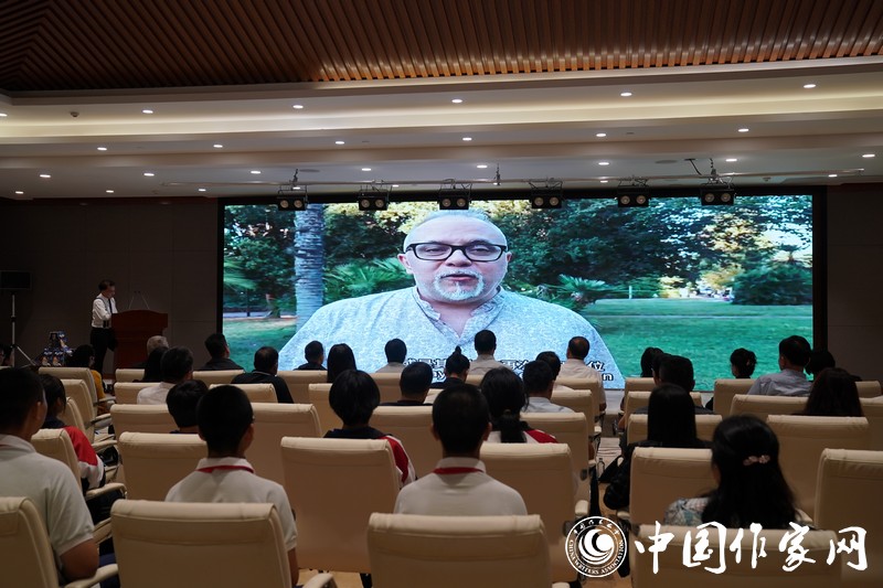 ������ƻ����Ҹ�����˹�ơ��ֶ�����Ƶ�´�