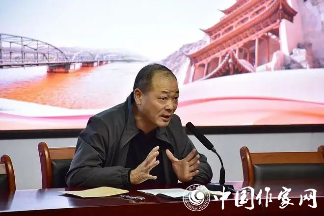 ���ҽ�������ˮ�ݷ�ʵ����ѧ�ڿ�