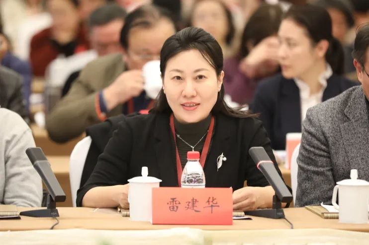 �׽�������