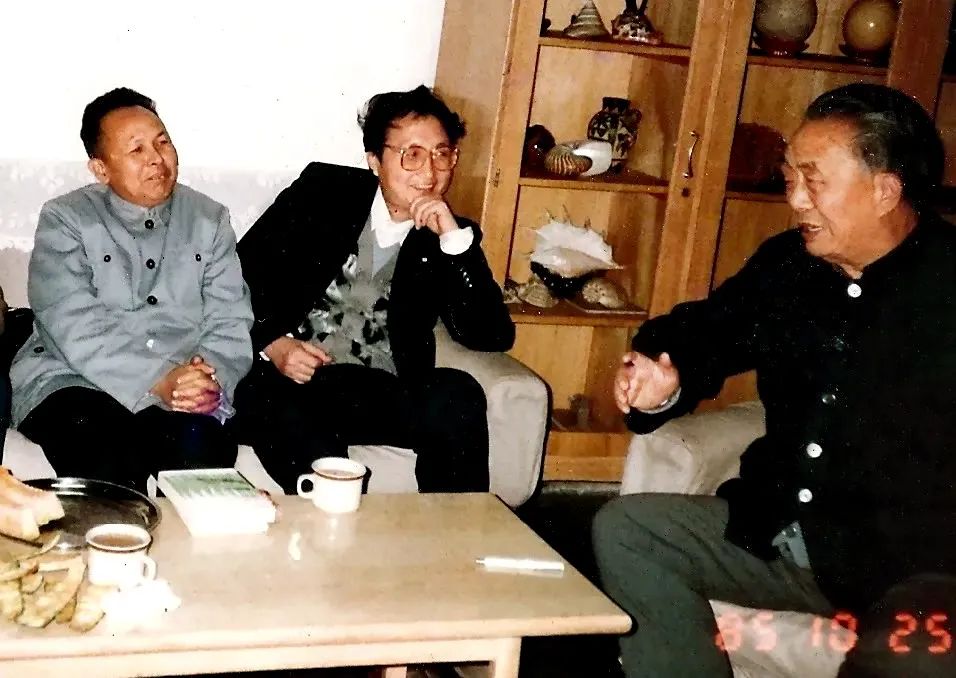 1985�꣬������(�м�)��л��(��һ)������(��һ)