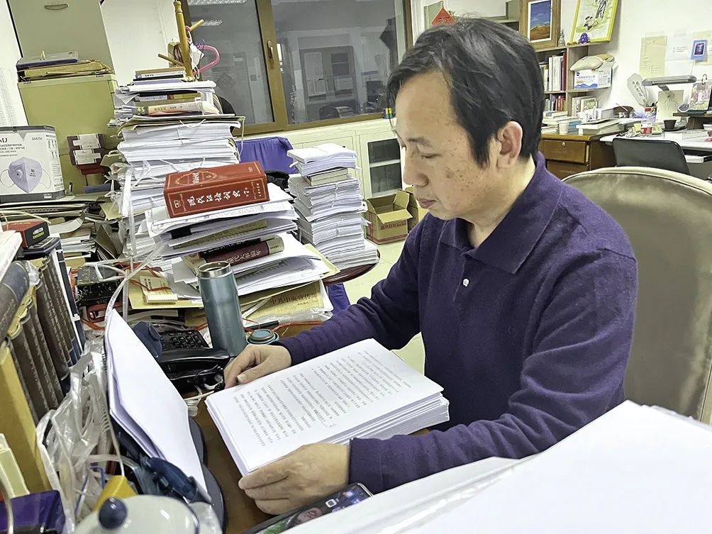 ����Ⱥ�ڰ칫��������