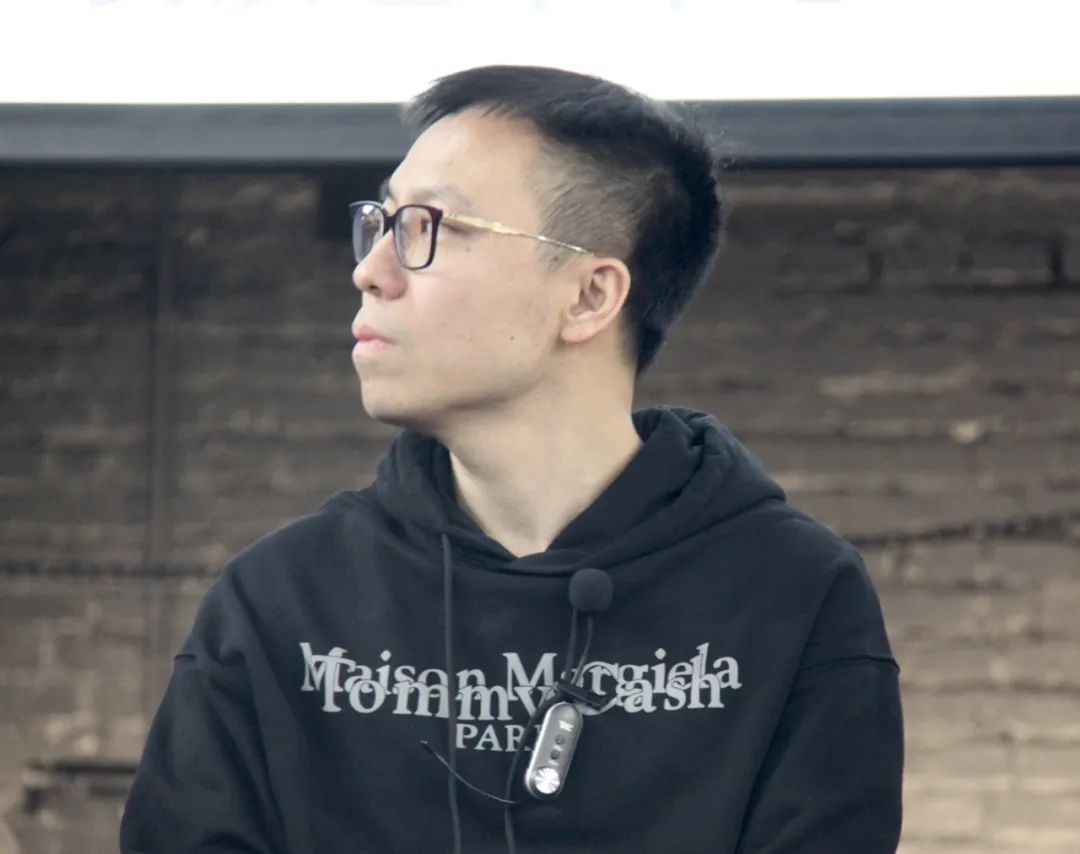 ˫ѩ�Σ���Ӱ�����