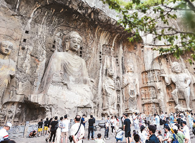 ��������������ʯ�߾���������֯��������������ǧ��ʯ��ʯ�����������Ķ���������̽����ʷ�Ļ��Ų��������⾳�� ��������ΰ�㣨����ͼƬ��