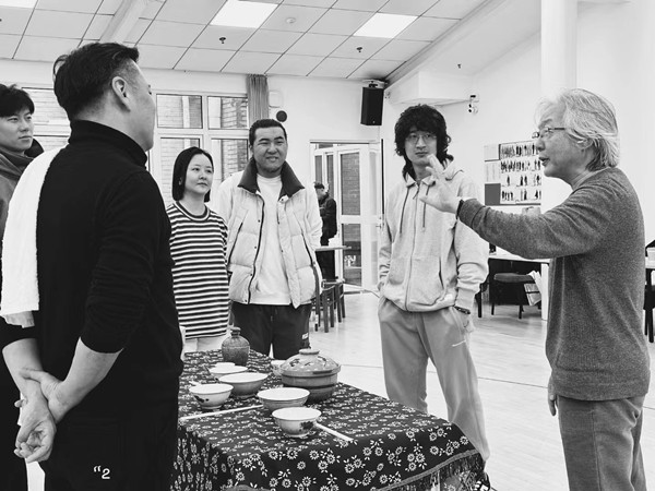 ����ӥ����һ����ָ����Ա���� ��ά˧ ��