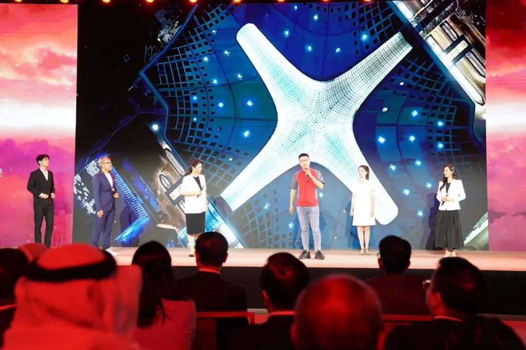 �����������ݱ������мҹ�ͬ�����ˡ��й����Ա��һʫ