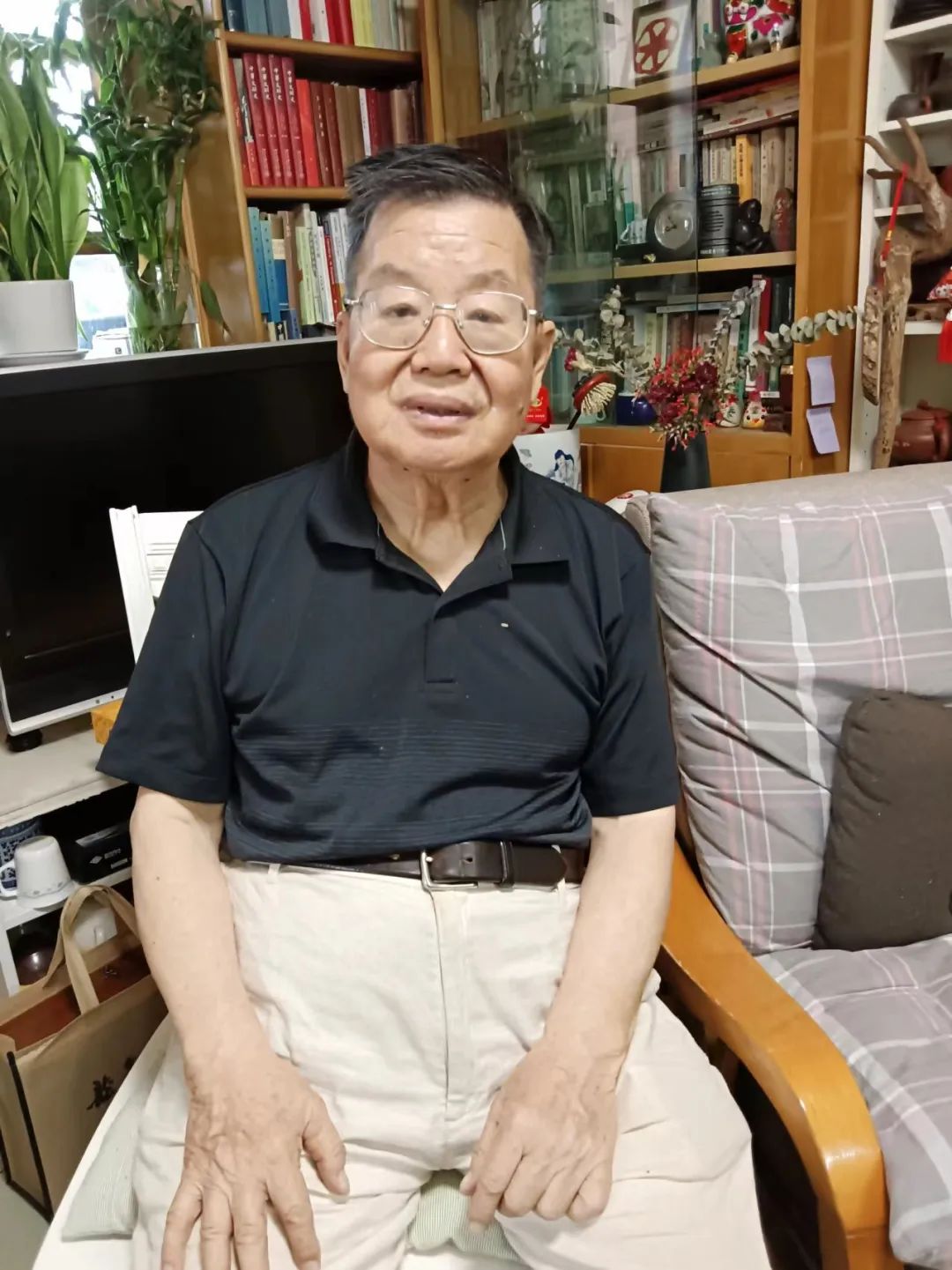 �����ϣ��������ۼң��й�����ѧԺ��ѧ�о���������ѧ�о����о�Ա���׽�³Ѹ��ѧ�������