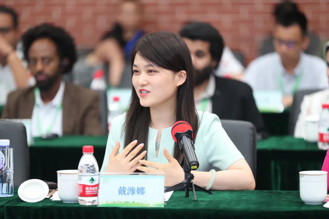 �й�ʫ�˴�Ϋ��