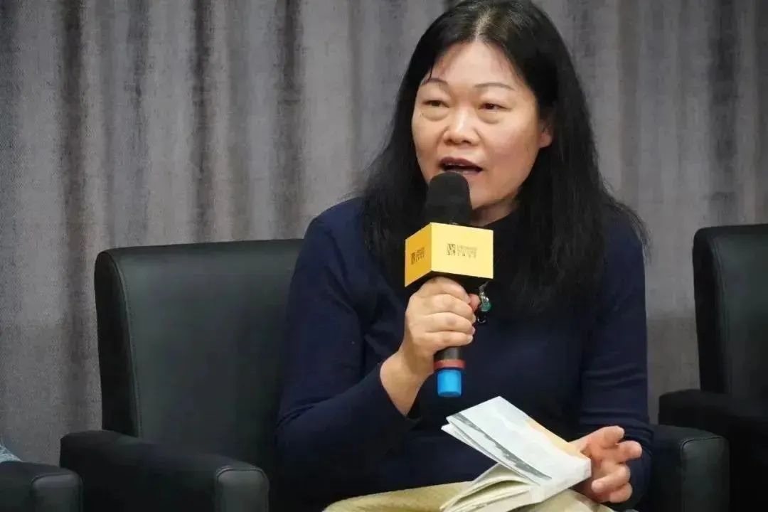 ��ݦ    �Ͼ���ѧ�����ѧԺ����ϵ���ڣ���ʿ����ʦ���Ͼ���ѧ��������ѧ�߼��о�Ժ��ְ�о�Ա�����ʶ���˹ѧ���Ա���й�������ѧ�о��᳣�����£��з������Ļ��Ƚ��о��᳣�����¡�����ʡ����ѧ�����£�����ʡ����Э�����¡��Ͼ������Э�����£��Ͼ���Э���¡�