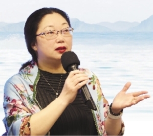 �����ң��㽭��ɽ�ˣ�³Ѹ��ѧԺ��13����а�ѧԱ��2002�꿪ʼд�����ڡ�������ѧ����ʮ�¡������ǡ��ȷ���С˵�������֣������ж�ƪС˵�������硷����ƪС˵����׷�㡷����ƪС˵�������������Ϸ������ȡ�