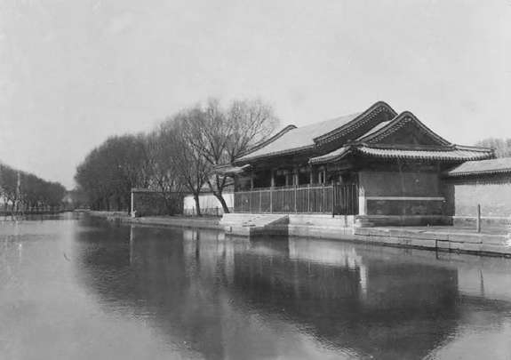 ���������к��þ�Ӱ