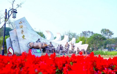 ����������Ϫ��㳡�ϵġ�ɽ��ޱ䡷���� ����ͼƬ