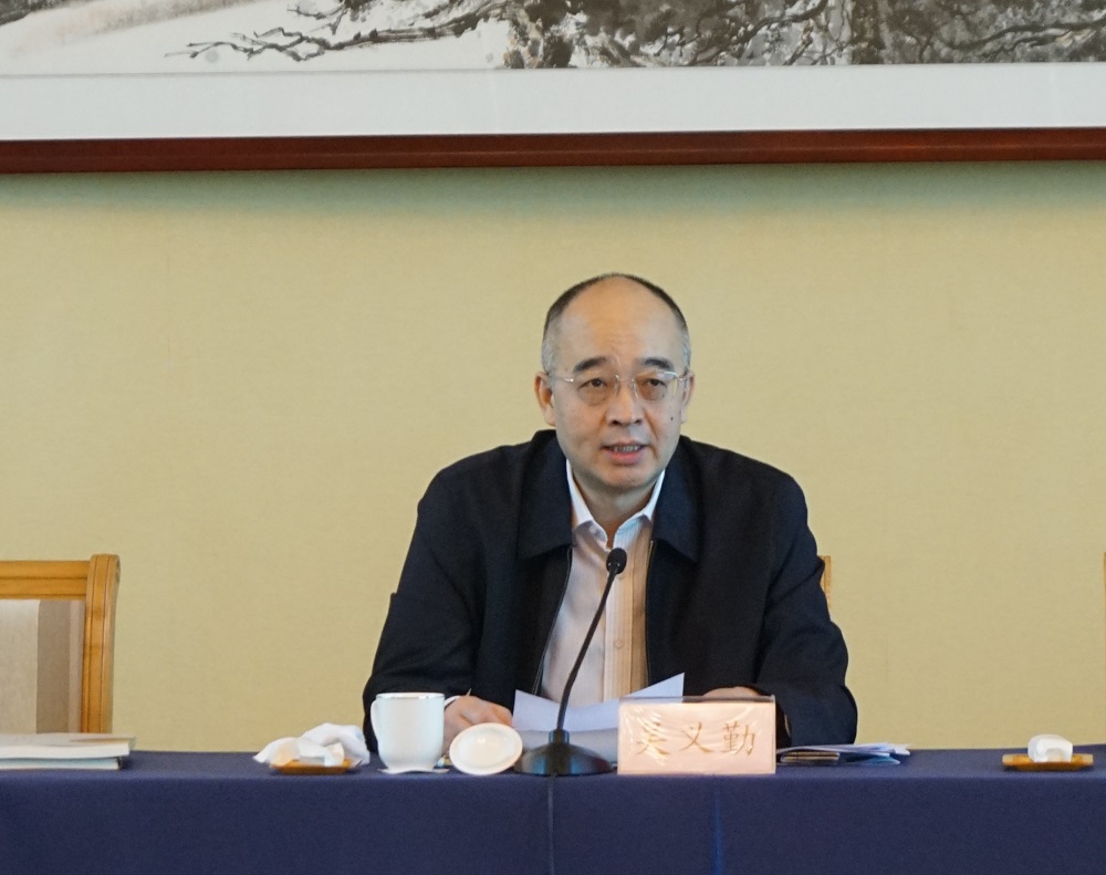 �����ڽ���