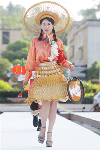 ��������ǧ�˰�̬�ġ�������֮��