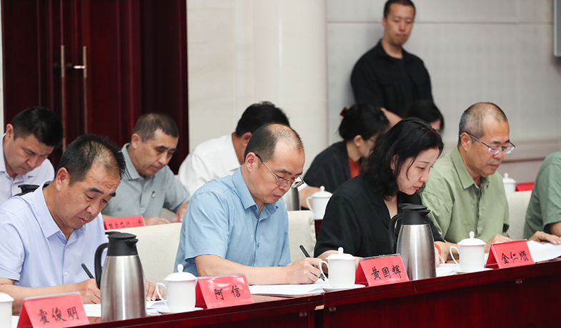 ��ί����дѡƱ