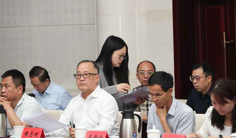 ����Ա�ջز����ѡƱ