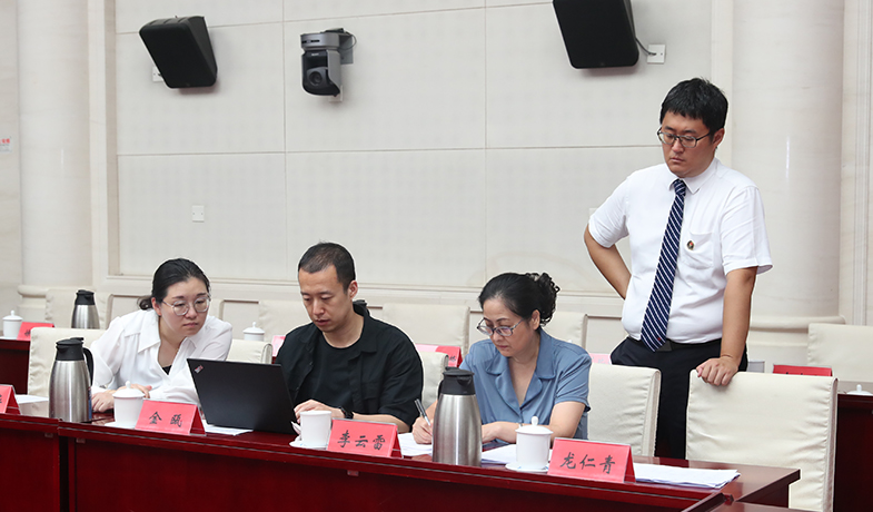 7��31�գ�������Ա�ڼ��ɼ����͹�֤Ա�ļල��ͳ��ѡƱ