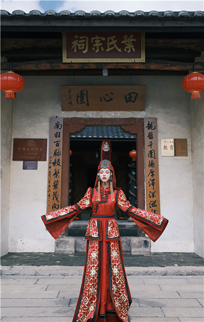 ǧ�˰�̬�ġ������ǡ��ڽ�Ŀ������