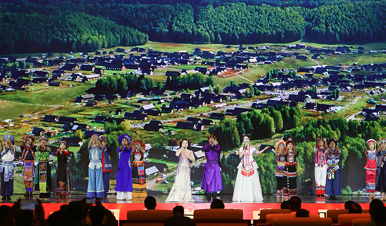 ʢ���ڸ����������л�����л�ˡ������������Ļ