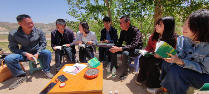 �߽���ɽ���ʫ�˲ܱ�������