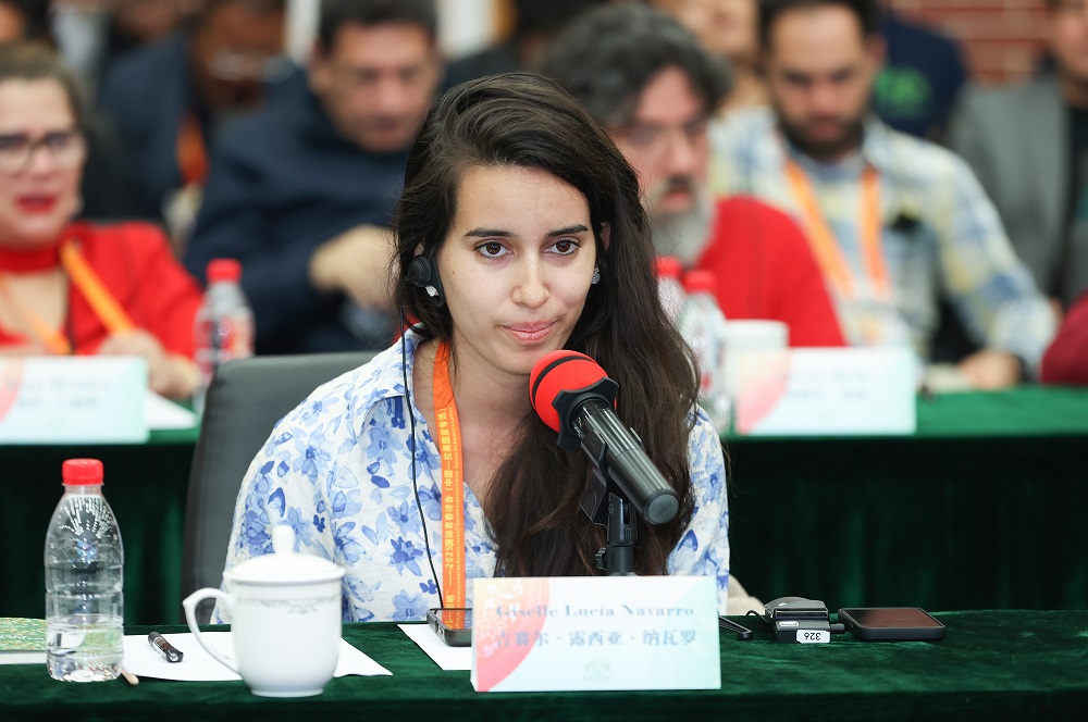 �Ű�ʫ�˼�������¶���ǡ�������