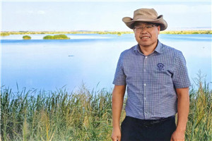 С˵������Ʒ����ĺӡ����ߣ���͢��         �񽱸����ڰ����������š�������ǡ��Ĺ��¡�����һ������򸾸��Ϻ��¶���Щţ�̡����͡����ӿ���һ���к��������ˣ������������������Դ�Сϸ�����к������ر��ף�����ʱ���ֲ�ֹ�������������������к���