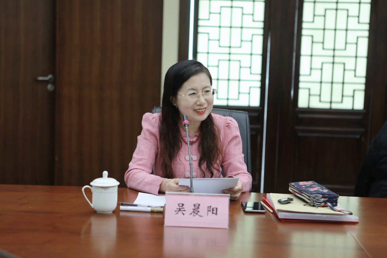 �����⳿��