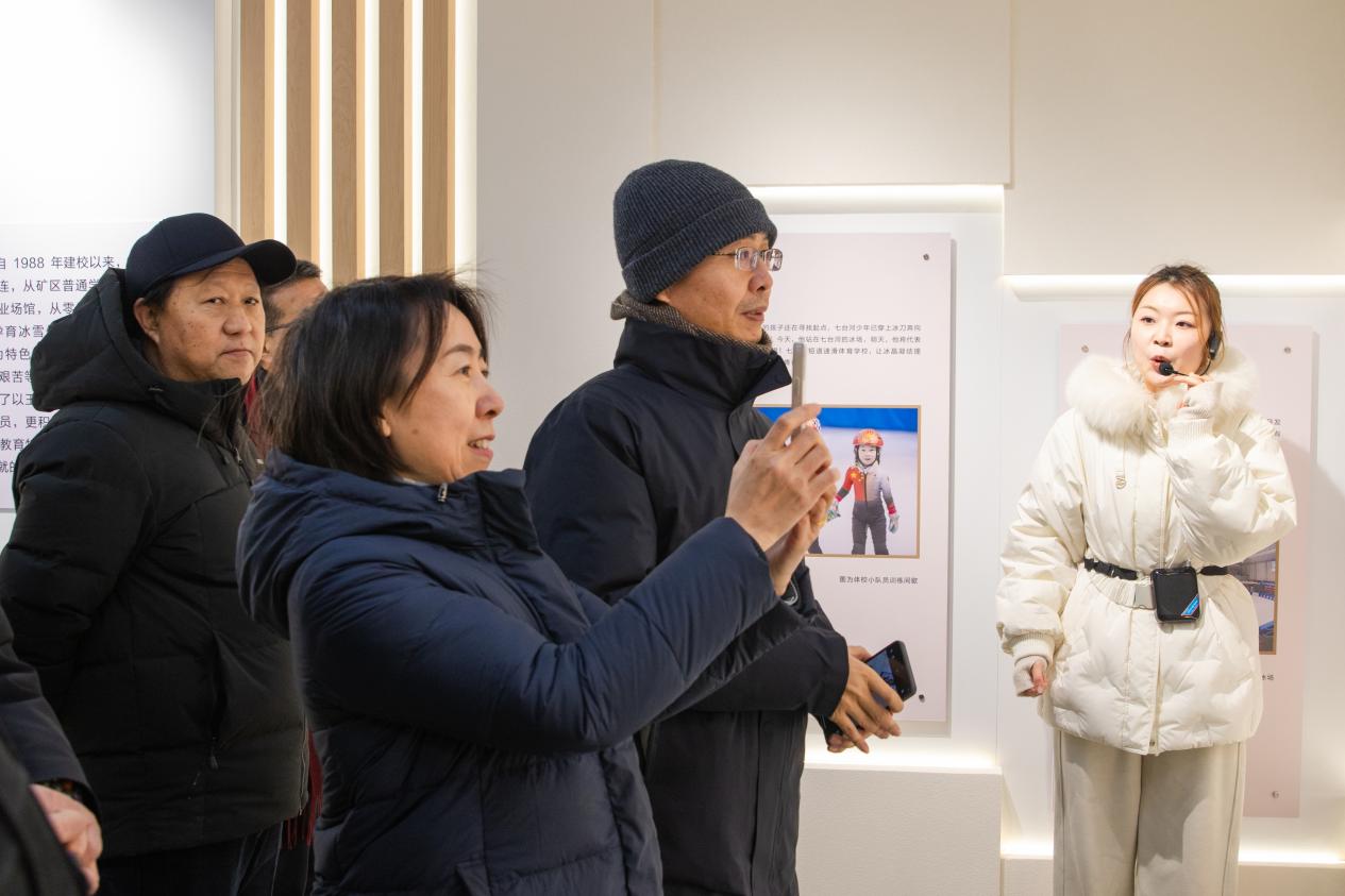 4��ʮ����һ�����ٻ�����ѧУ