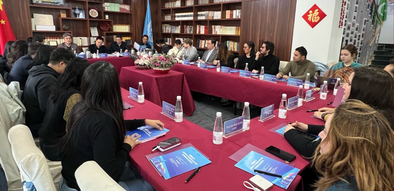 ����·̽�ꡪ������������ѧ������߶��й���ϵ�лԲ���չ�