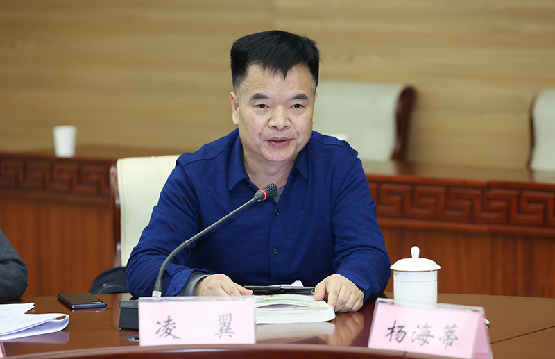 ��ƪ������ѧ���󽭳��������������ڻ����´�л��