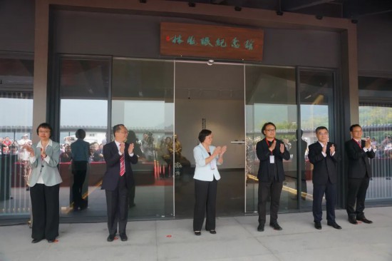 �ַ��߼������ɽ�Ļ��ʽ�ֳ�